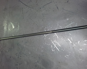 Adjustment upper rod for swine feeder hdg